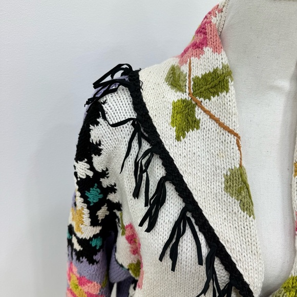 Vintage 80’s Jennifer Reed hand knitted floral sweater Aztec Sz  Medium Fringe - Picture 8 of 8